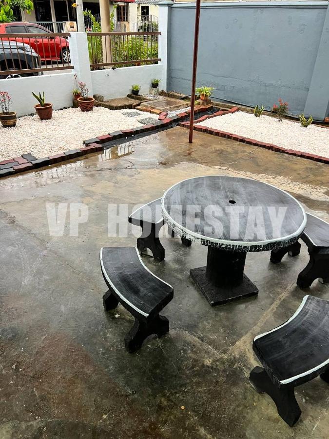 Vp Homestay - Malay Only Ipoh Extérieur photo